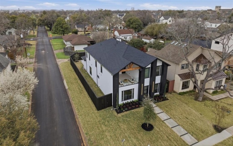 7503 Robin Road, Dallas, TX 75209, 4 Habitaciones Habitaciones , ,5 BañosBaños,Residential,En Venta,7503 Robin Road,0,21201748