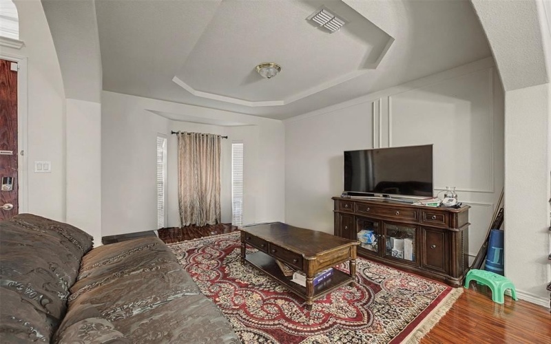 4525 Warbler Lane, Garland, TX 75043, 5 Habitaciones Habitaciones , ,3 BañosBaños,Residential,En Venta,4525 Warbler Lane,0,21201791