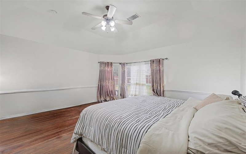 4525 Warbler Lane, Garland, TX 75043, 5 Habitaciones Habitaciones , ,3 BañosBaños,Residential,En Venta,4525 Warbler Lane,0,21201791