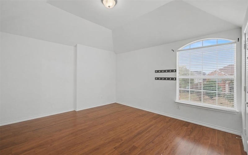 4525 Warbler Lane, Garland, TX 75043, 5 Habitaciones Habitaciones , ,3 BañosBaños,Residential,En Venta,4525 Warbler Lane,0,21201791