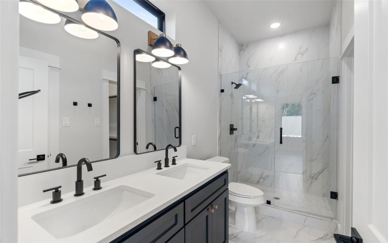 1118 Thicket Trail, Granbury, TX 76048, 3 Bedrooms Bedrooms, ,2 BathroomsBathrooms,Residential,For Sale,1118 Thicket Trail,0,21201841