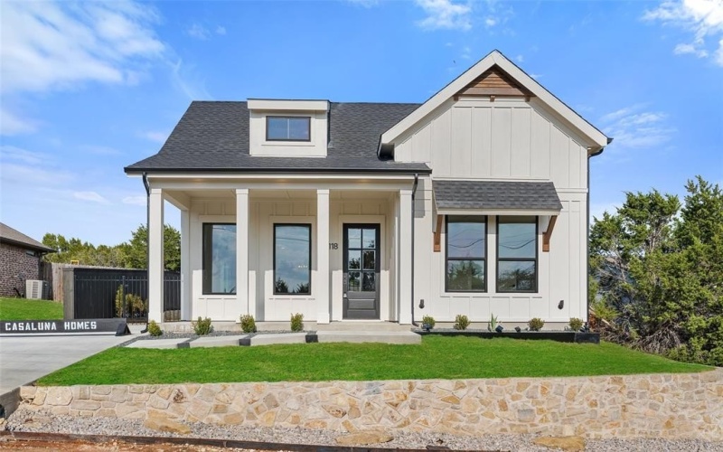 1118 Thicket Trail, Granbury, TX 76048, 3 Bedrooms Bedrooms, ,2 BathroomsBathrooms,Residential,For Sale,1118 Thicket Trail,0,21201841