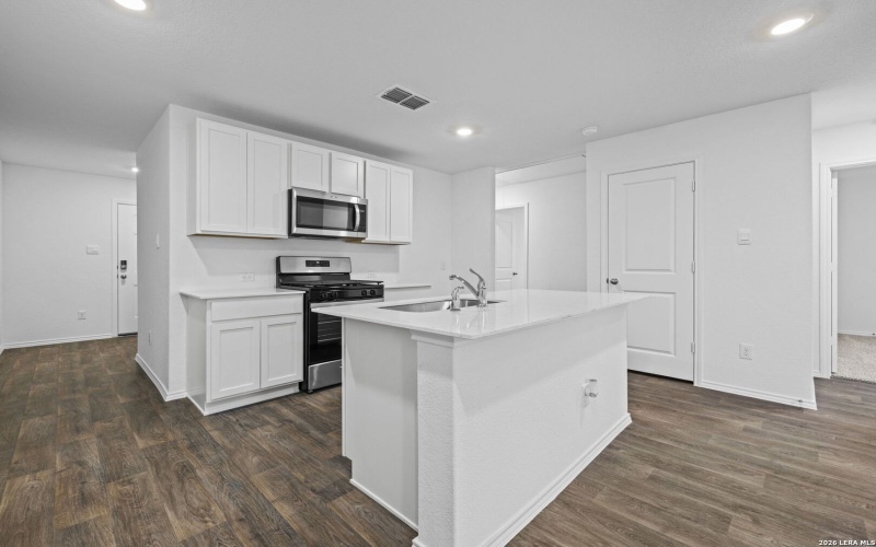 12552 Spoor Vly, Converse, TX 78109, 4 Habitaciones Habitaciones , ,2 BañosBaños,Residential,En Venta,12552 Spoor Vly,0,1945287