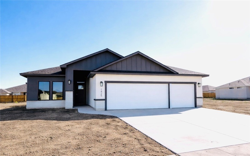 1425 Chloe Cay St., Corpus Christi, TX 78415, 3 Bedrooms Bedrooms, ,2 BathroomsBathrooms,Residential,For Sale,1425 Chloe Cay St.,0,472854