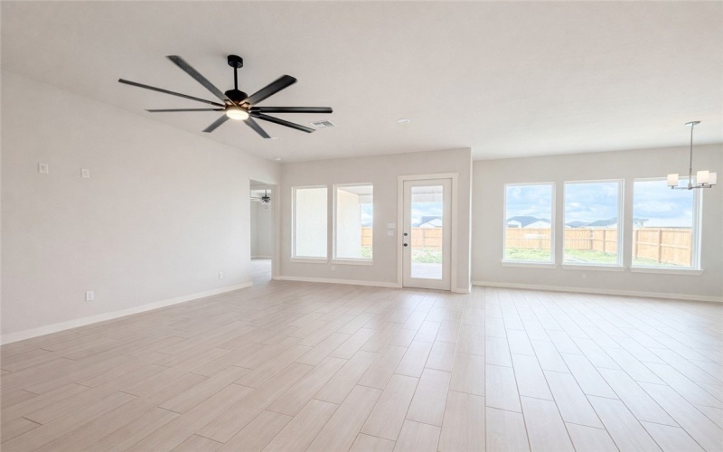 1453 Lois Chesney, Corpus Christi, TX 78415, 4 Bedrooms Bedrooms, ,3 BathroomsBathrooms,Residential,For Sale,1453 Lois Chesney,0,472859