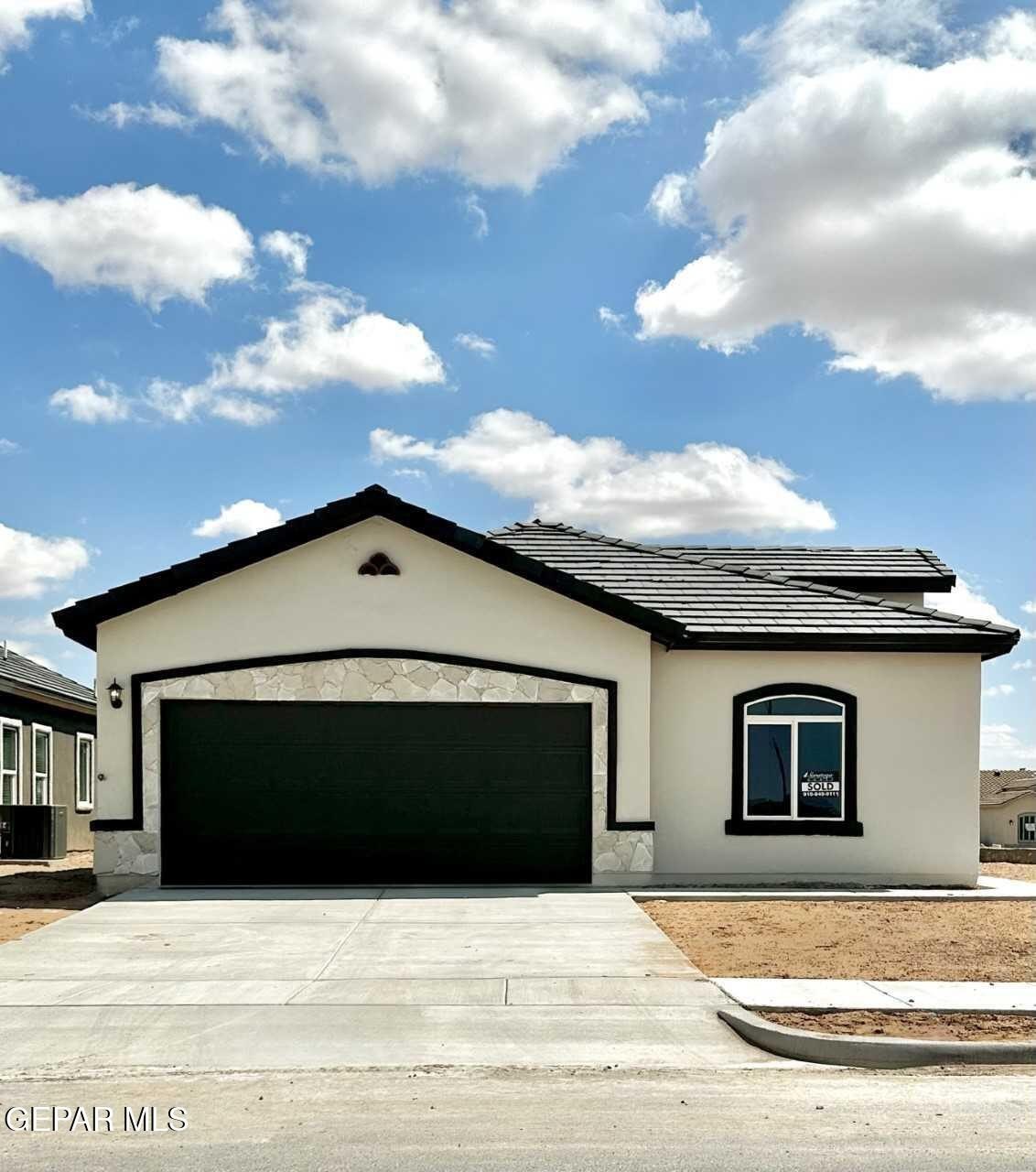 1404 Summer Enclave Avenue, El Paso, TX 79928, 4 Habitaciones Habitaciones , ,2 BañosBaños,Residential,En Venta,1404 Summer Enclave Avenue,0,939779