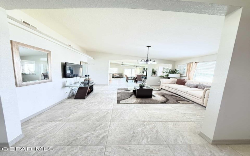 13932 Summer Wave Avenue, El Paso, TX 79928, 4 Habitaciones Habitaciones , ,2 BañosBaños,Residential,En Venta,13932 Summer Wave Avenue,0,939780