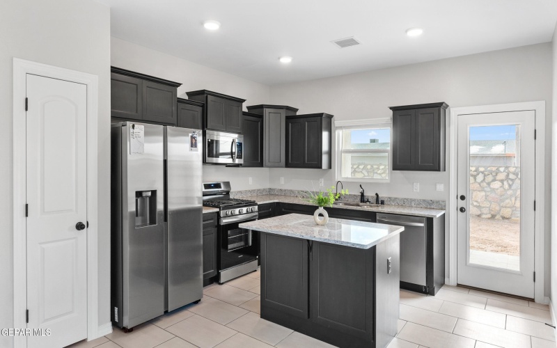 14904 Concept Court, El Paso, TX 79938, 3 Habitaciones Habitaciones , ,2 BañosBaños,Residential,En Venta,14904 Concept Court,0,939793