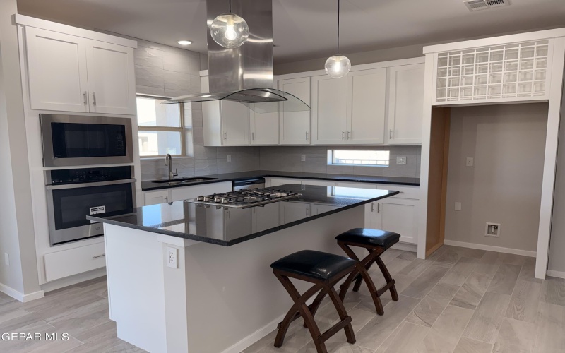 13909 Madero Avenue, Horizon City, TX 79928, 3 Habitaciones Habitaciones , ,2 BañosBaños,Residential,En Venta,13909 Madero Avenue,0,939836