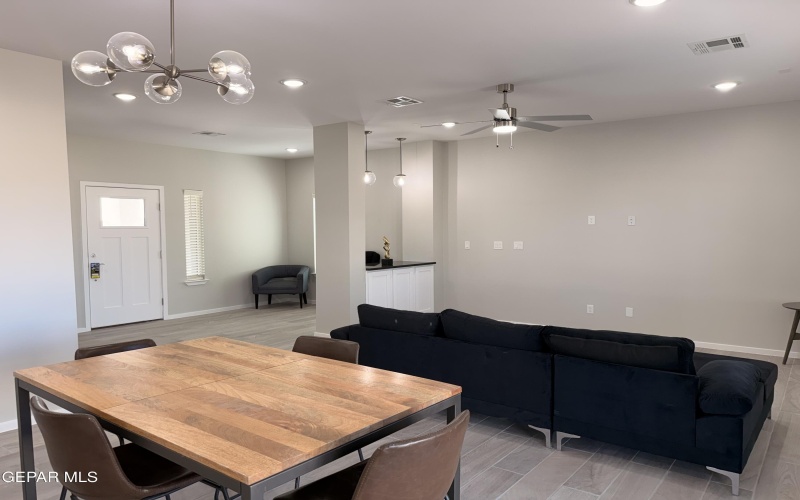 13909 Madero Avenue, Horizon City, TX 79928, 3 Habitaciones Habitaciones , ,2 BañosBaños,Residential,En Venta,13909 Madero Avenue,0,939836