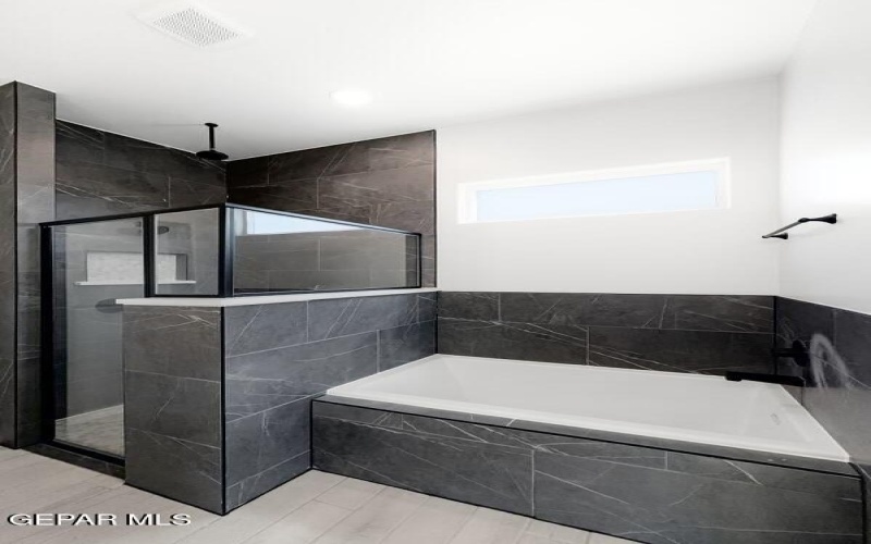 13972 Paseo Central Avenue, Horizon City, TX 79928, 4 Habitaciones Habitaciones , ,2 BañosBaños,Residential,En Venta,13972 Paseo Central Avenue,0,939837