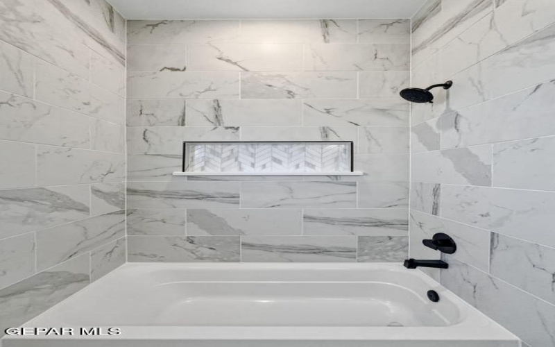 13972 Paseo Central Avenue, Horizon City, TX 79928, 4 Habitaciones Habitaciones , ,2 BañosBaños,Residential,En Venta,13972 Paseo Central Avenue,0,939837