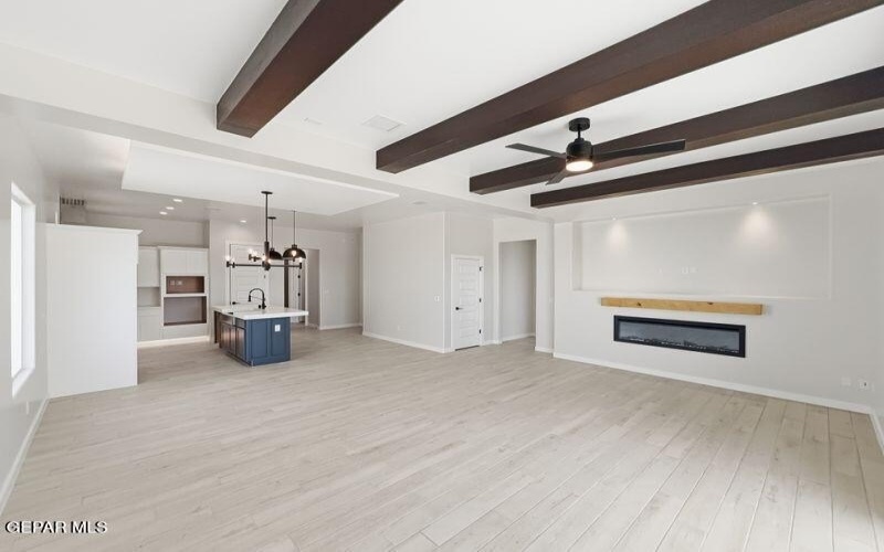 13972 Paseo Central Avenue, Horizon City, TX 79928, 4 Habitaciones Habitaciones , ,2 BañosBaños,Residential,En Venta,13972 Paseo Central Avenue,0,939837