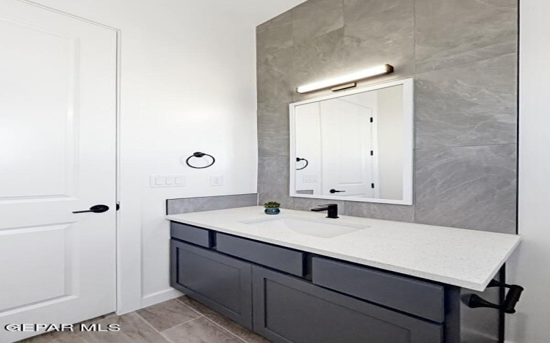 656 Paseo Campanero Street, Horizon City, TX 79928, 4 Habitaciones Habitaciones , ,2 BañosBaños,Residential,En Venta,656 Paseo Campanero Street,0,939846