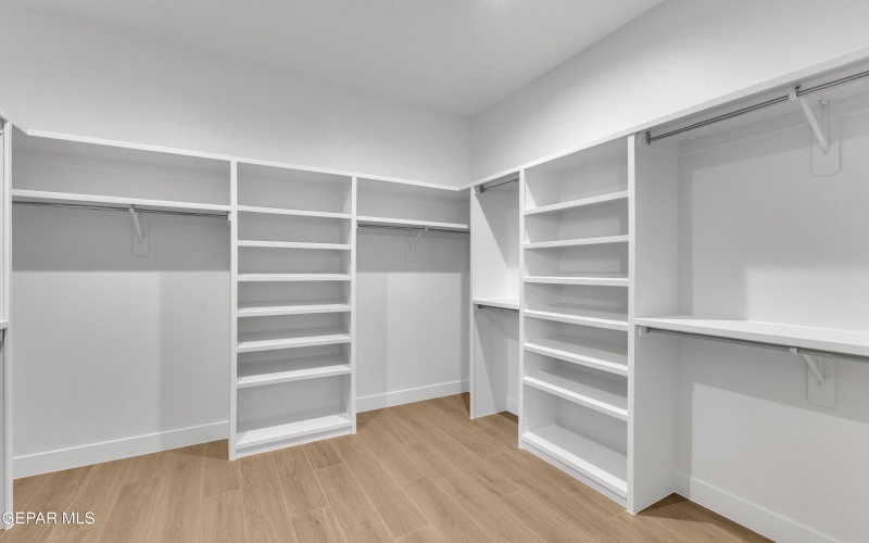 15110 HINOJOS Avenue, El Paso, TX 79938, 4 Bedrooms Bedrooms, ,3 BathroomsBathrooms,Residential,For Sale,15110 HINOJOS Avenue,0,939856