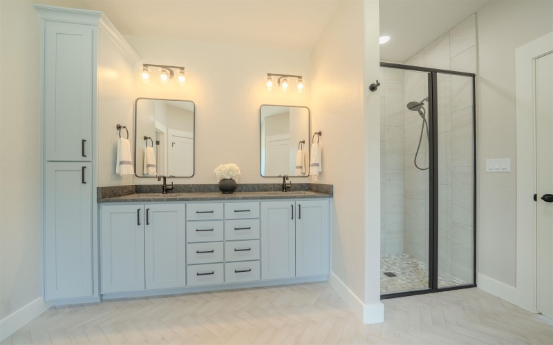 2941 E Carrie Ln, Longview, TX 75605, 4 Bedrooms Bedrooms, ,2 BathroomsBathrooms,Residential,For Sale,2941 E Carrie Ln,0,20261696