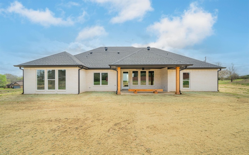 2941 E Carrie Ln, Longview, TX 75605, 4 Bedrooms Bedrooms, ,2 BathroomsBathrooms,Residential,For Sale,2941 E Carrie Ln,0,20261696