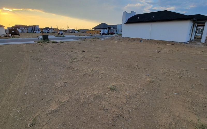 5057 Luna Grande Lp., Laredo, TX 78046, 3 Bedrooms Bedrooms, ,2 BathroomsBathrooms,Residential,For Sale,5057 Luna Grande Lp.,0,20261161