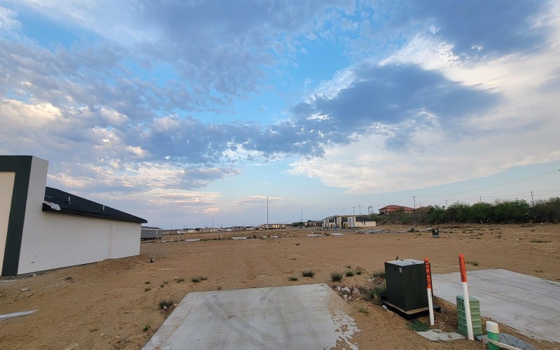 5057 Luna Grande Lp., Laredo, TX 78046, 3 Bedrooms Bedrooms, ,2 BathroomsBathrooms,Residential,For Sale,5057 Luna Grande Lp.,0,20261161