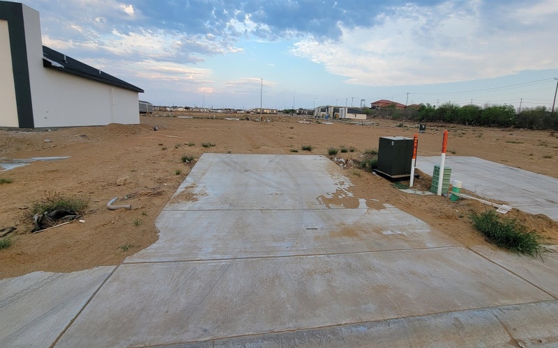 5057 Luna Grande Lp., Laredo, TX 78046, 3 Bedrooms Bedrooms, ,2 BathroomsBathrooms,Residential,For Sale,5057 Luna Grande Lp.,0,20261161