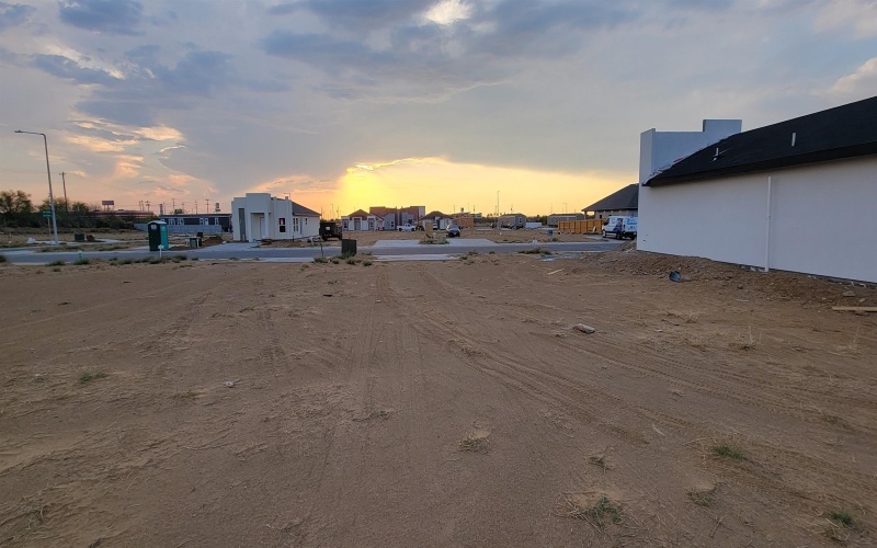 5057 Luna Grande Lp., Laredo, TX 78046, 3 Bedrooms Bedrooms, ,2 BathroomsBathrooms,Residential,For Sale,5057 Luna Grande Lp.,0,20261161