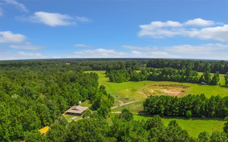 9429 FM 83, Pineland, TX 75968, 2 Bedrooms Bedrooms, ,1 BathroomBathrooms,Residential,For Sale,9429 FM 83,0,70012249