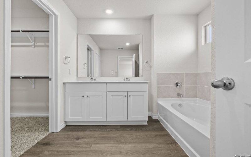 14839 Lamb River, San Antonio, TX 78245, 4 Habitaciones Habitaciones , ,2 BañosBaños,Residential,En Venta,14839 Lamb River,0,1947323