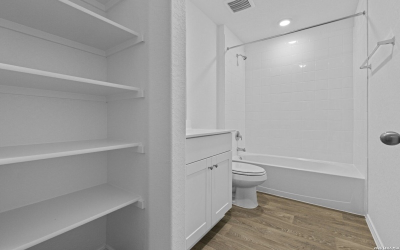 326 Bluetick Trail, Seguin, TX 78155, 4 Bedrooms Bedrooms, ,2 BathroomsBathrooms,Residential,For Sale,326 Bluetick Trail,0,1947326