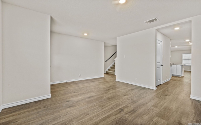 202 Hooded Dotterel, San Antonio, TX 78253, 5 Bedrooms Bedrooms, ,2 BathroomsBathrooms,Residential,For Sale,202 Hooded Dotterel,0,1947432