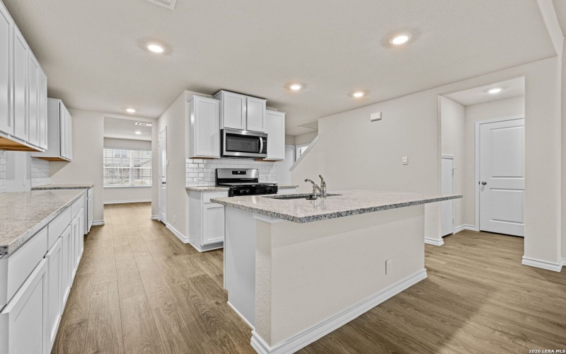 202 Hooded Dotterel, San Antonio, TX 78253, 5 Bedrooms Bedrooms, ,2 BathroomsBathrooms,Residential,For Sale,202 Hooded Dotterel,0,1947432