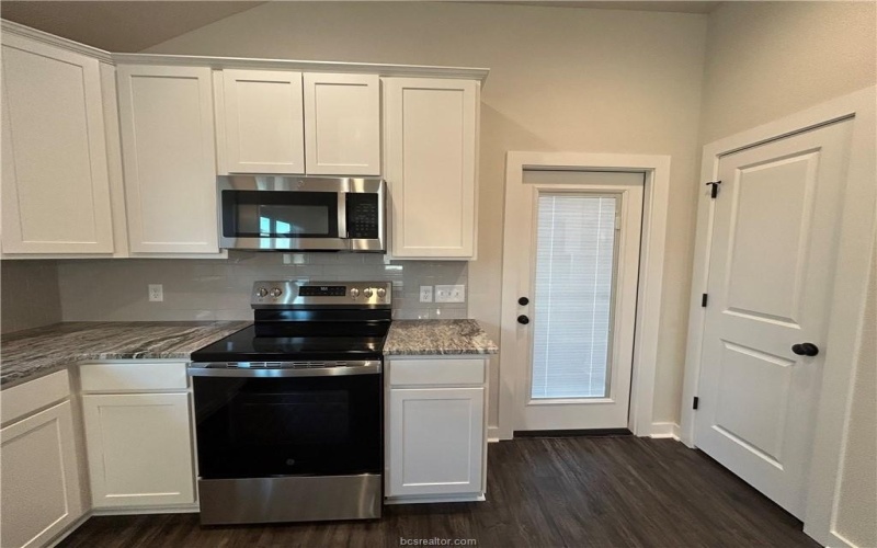 2857 Messenger Way, Bryan, TX 77803, 3 Bedrooms Bedrooms, ,2 BathroomsBathrooms,Residential,For Sale,2857 Messenger Way,0,26002981