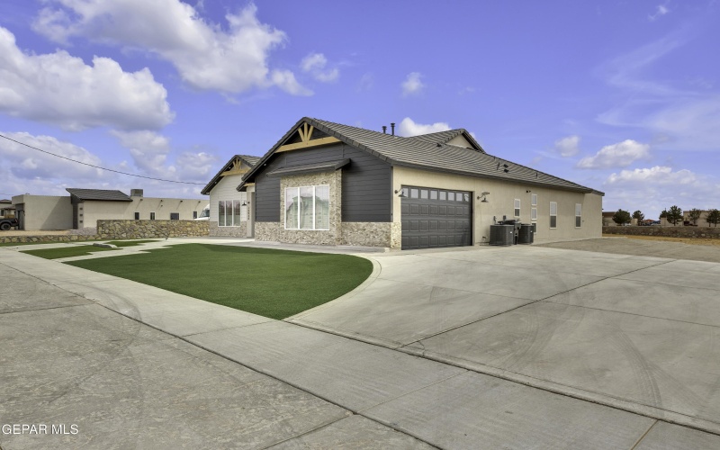 14930 Hinojos Avenue, El Paso, TX 79938, 4 Habitaciones Habitaciones , ,3 BañosBaños,Residential,En Venta,14930 Hinojos Avenue,0,939866