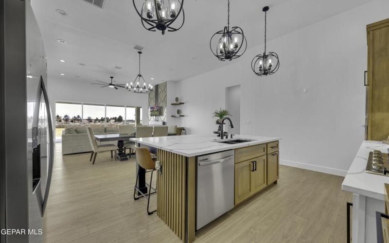 14930 Hinojos Avenue, El Paso, TX 79938, 4 Habitaciones Habitaciones , ,3 BañosBaños,Residential,En Venta,14930 Hinojos Avenue,0,939866