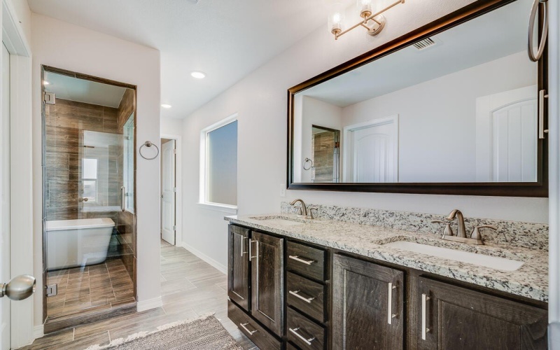 223 Bonnie Trail, Sunland Park, NM 88008, 5 Bedrooms Bedrooms, ,2 BathroomsBathrooms,Residential,For Sale,223 Bonnie Trail,0,939872