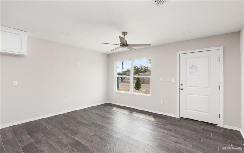 608 W Los Torritos Street, Weslaco, TX 78596, 2 Bedrooms Bedrooms, ,2 BathroomsBathrooms,Residential,For Sale,608 W Los Torritos Street,0,497726