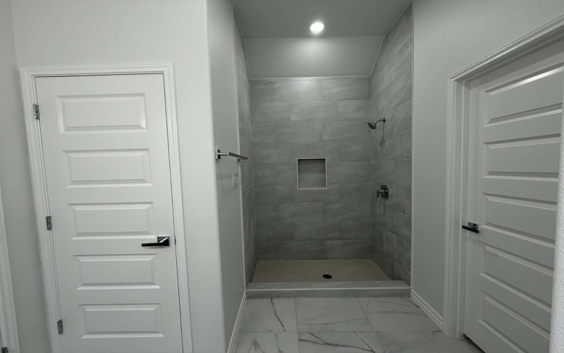 5609 Beefalo Ln., Laredo, TX 78046, 4 Bedrooms Bedrooms, ,2 BathroomsBathrooms,Residential,For Sale,5609 Beefalo Ln.,0,20261175