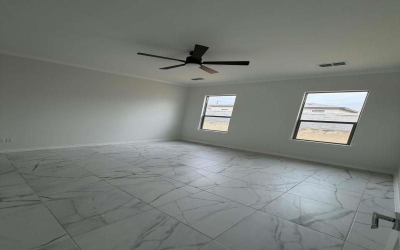 5609 Beefalo Ln., Laredo, TX 78046, 4 Bedrooms Bedrooms, ,2 BathroomsBathrooms,Residential,For Sale,5609 Beefalo Ln.,0,20261175