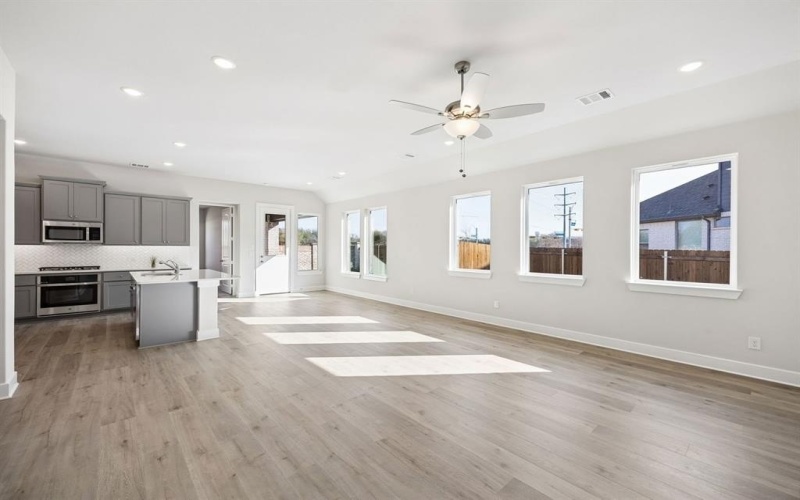 2551 Auburn Street, Fate, TX 75087, 4 Bedrooms Bedrooms, ,3 BathroomsBathrooms,Residential,For Sale,2551 Auburn Street,0,21202454