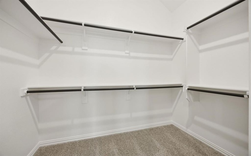 4017 Lakefield Drive, Heartland, TX 75114, 4 Bedrooms Bedrooms, ,2 BathroomsBathrooms,Residential,For Sale,4017 Lakefield Drive,0,21202457