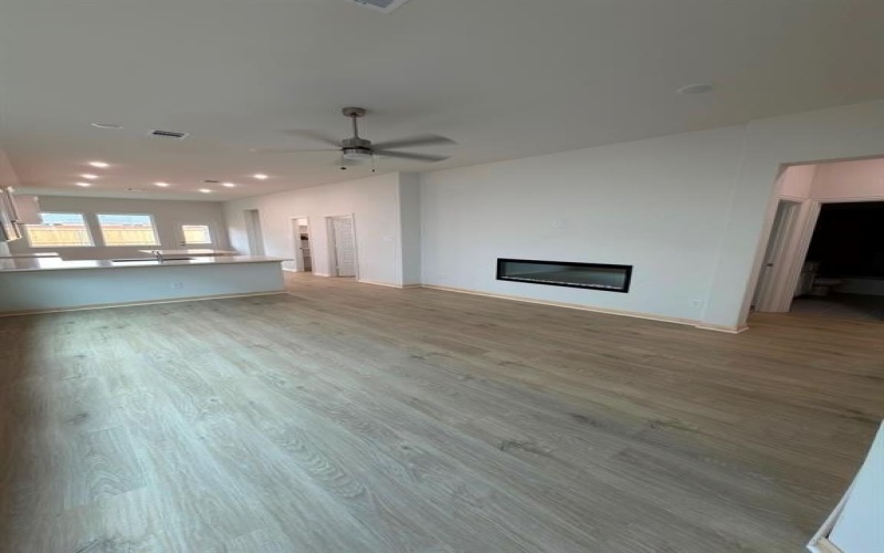 4017 Lakefield Drive, Heartland, TX 75114, 4 Bedrooms Bedrooms, ,2 BathroomsBathrooms,Residential,For Sale,4017 Lakefield Drive,0,21202457