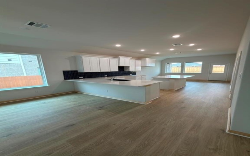 4017 Lakefield Drive, Heartland, TX 75114, 4 Bedrooms Bedrooms, ,2 BathroomsBathrooms,Residential,For Sale,4017 Lakefield Drive,0,21202457