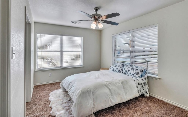 1716 Galveston Avenue, Fort Worth, TX 76110, 3 Habitaciones Habitaciones , ,2 BañosBaños,Residential,En Venta,1716 Galveston Avenue,0,21202586