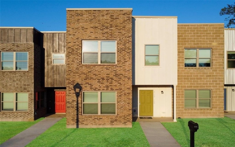 1716 Galveston Avenue, Fort Worth, TX 76110, 3 Habitaciones Habitaciones , ,2 BañosBaños,Residential,En Venta,1716 Galveston Avenue,0,21202586