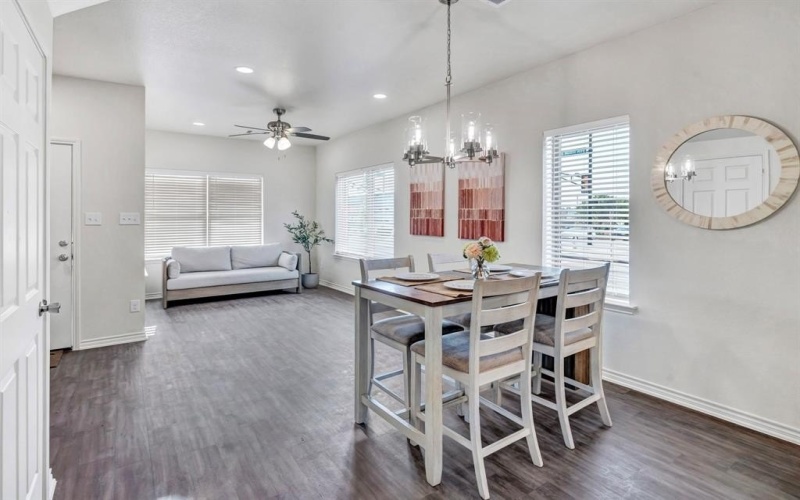 1716 Galveston Avenue, Fort Worth, TX 76110, 3 Habitaciones Habitaciones , ,2 BañosBaños,Residential,En Venta,1716 Galveston Avenue,0,21202586