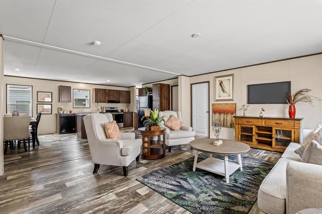 1221 County Road 805, Cleburne, TX 76031, 4 Bedrooms Bedrooms, ,2 BathroomsBathrooms,Residential,For Sale,1221 County Road 805,0,21202692