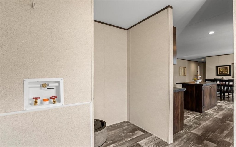 1221 County Road 805, Cleburne, TX 76031, 4 Bedrooms Bedrooms, ,2 BathroomsBathrooms,Residential,For Sale,1221 County Road 805,0,21202692