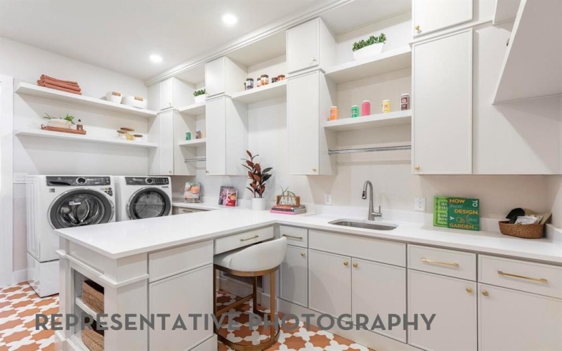 2017 Reedgrass Court, Flower Mound, TX 76226, 4 Habitaciones Habitaciones , ,5 BañosBaños,Residential,En Venta,2017 Reedgrass Court,0,21202801