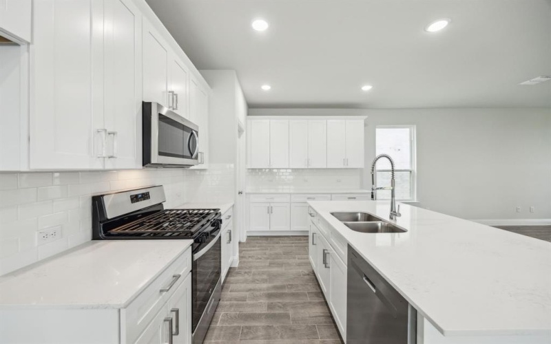 1405 Enzo Court, Forney, TX 75126, 4 Bedrooms Bedrooms, ,2 BathroomsBathrooms,Residential,For Sale,1405 Enzo Court,0,21202841