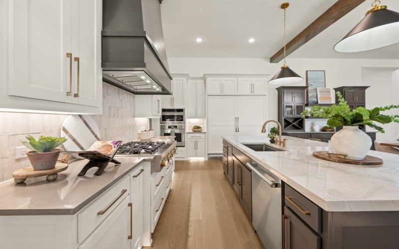 7061 The Resort Drive, Fort Worth, TX 76179, 5 Habitaciones Habitaciones , ,5 BañosBaños,Residential,En Venta,7061 The Resort Drive,0,21202881