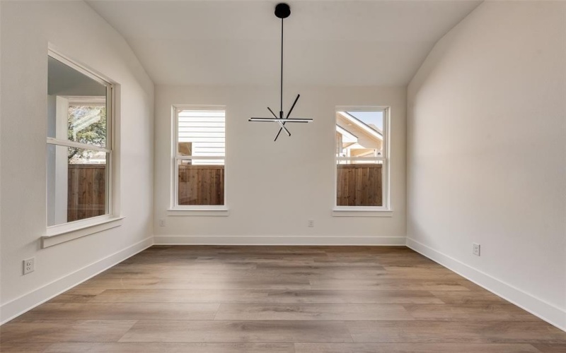 2247 Garden Drive, Dallas, TX 75215, 4 Habitaciones Habitaciones , ,2 BañosBaños,Residential,En Venta,2247 Garden Drive,0,21202980